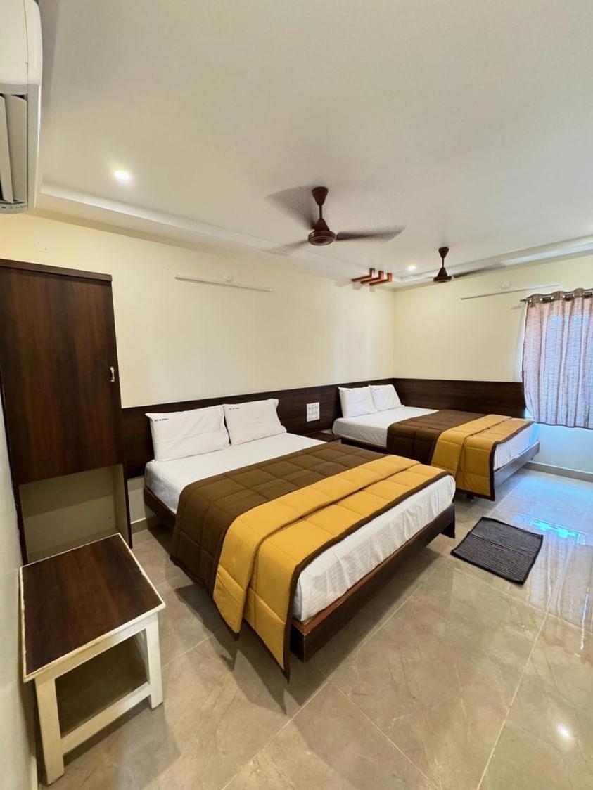 Hotel Dkr Grand Tirupati Exterior photo